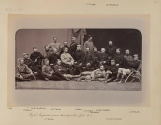 Royal Engineers, lähellä päämajan porttia