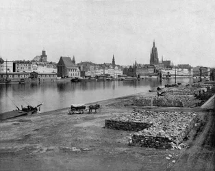 Frankfurt Meinillä saksassa, n. 1900 (m/v valokuva)