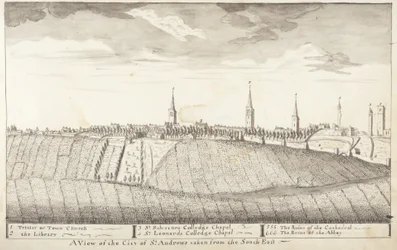 St Andrews Delineated - Näkymä St Andrewsin kaupungista kaakosta (lyijykynä ja pesu paperille).