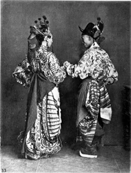 Kiina, 2 näyttelijää (miehet) n. 1870 (kuva)