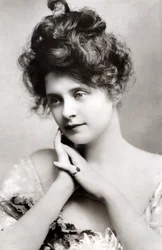Billie Burke 1885-1970, yhdysvaltalainen näyttelijä, 1908.