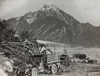 Albumi "Oma maailmansota - muistoja Lounaisrintamasta Kärntenissä, Italiassa, Trentino-Alto Adigessa) 31.3.1915-12.11.1918 - Josef Zohles Wien": Tagliamento-joella (s.