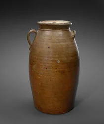 Churn, c. 1870-1900 (liukulasitettu kivitavara)