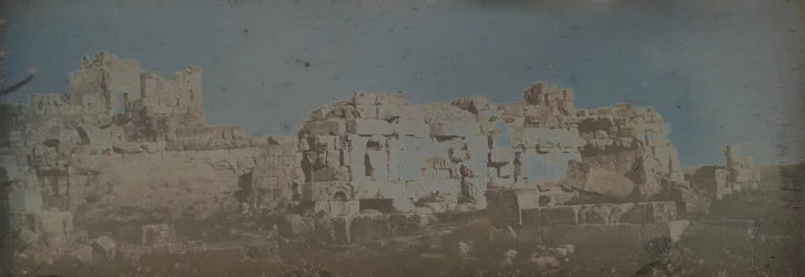Kuusikulmainen tuomioistuin, Jupiterin temppeli, Baalbek, 1843.