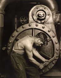 Powerhouse Mechanic, n. 1924