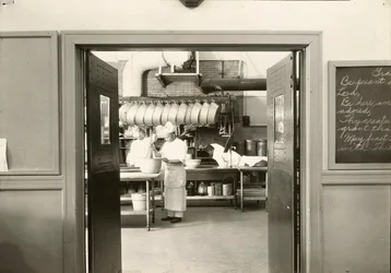 Nimetön, n. 1935.
