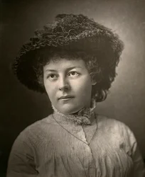 Adela Measor, irlantilainen näyttelijä, 1882