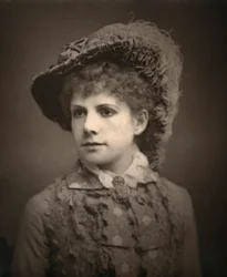 Alma Murray, brittiläinen näyttelijä, 1882.