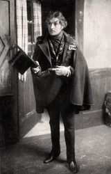 John Martin-Harvey 1863-1944, englantilainen näyttelijä, 1900-luvun alku.