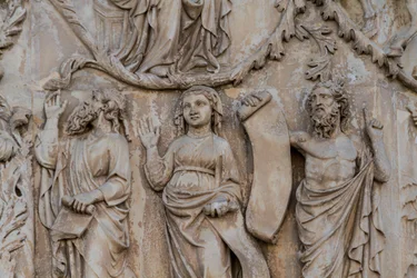 Profeetat, yksityiskohta Jesse-puusta ja messiaaniset profetiat, Genesiksen tarinat, Lorenzo Maitanin (ennen 1275-1330) bareljeefit, toinen pilari, Orvieton katedraalin julkisivu, Umbria, Italia
