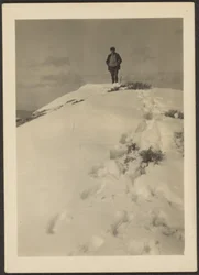 [Louis Fleckenstein on Telescope Peak]
