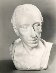 Alexander Popen rintakuva (marmori)