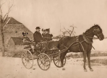 Miehet ja naiset hevoskärryissä, 1937