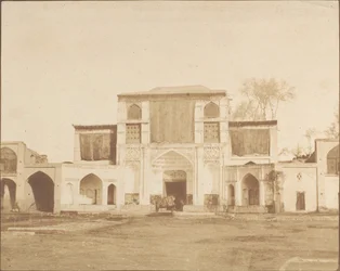 Kuninkaan palatsin ulkosisäänkäynti, Teheran, 1858.