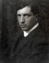 Puolipitkä muotokuva taidemaalari Pietro Marussigista, 28.11.1923 (b/w kuva)