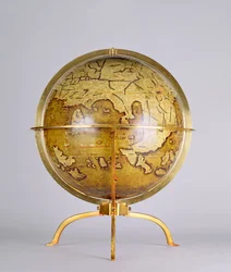 Terrestrial Globe, yksi parista, joka tunnetaan nimellä "Brixen" maapallo, n. 1522 (kynä ja muste, akvarelli ja guassi puulla)