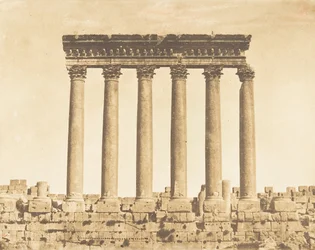 Auringon temppelin pylväikkö, Baâlbek Heliopolis, 15. syyskuuta 1850.