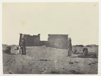 Hémi-Spéos De Séboua, Drômos; Nubie, levy 97 albumista "Egypte, Nubie, Palestine et Syrie" (1852).