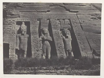 Ibsamboul, Hathorin speoksen pohjoisosa; Nubia, kuvalaatta 108 albumista "Egypte, Nubie, Palestine et Syrie" (1852)