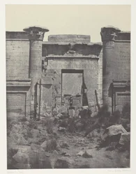 Medinet-Habou, Thutmoseumin propylaea; Thebes