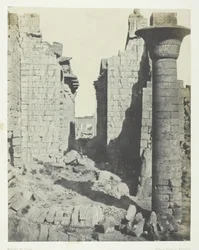 Karnakin palatsi, Bubastiisien tuomioistuin ja Hypostyle Hallin pääsisäänkäynti, Thebes, 184951.