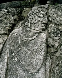 Stele talossa A, patio 2 palatsissa