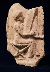 Harppusoitin, 1830-1600 eaa