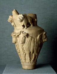 Mesopotamian taide: rituaali kalkkikivimaljakko härkien ja leijonien kanssa. Aurinko. h. 30,2 cm Urukin (tai Urukin) paikasta Irakissa. Bagdad, arkeologinen museo