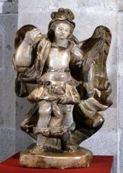 Pyhän Mikaelin patsas (alabasteri)
