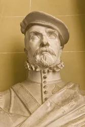 Kopio Hernan Cortesin muotokuvasta (kipsi).