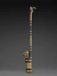 Atlatl kissan kanssa