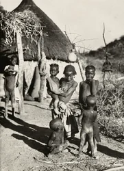 "Imperiumin rakentaminen" fasismin aikakaudella: ryhmä Tacruri-heimon poikia, 09/05/1936