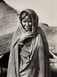 Imperiumin rakentaminen fasistisella aikakaudella: nainen Habab-heimosta, 09.05.1936 (b/w kuva)