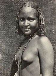 Imperiumin rakentaminen fasistisella aikakaudella: Habab-tyttö, 5.9.1936 (mv/v kuva)