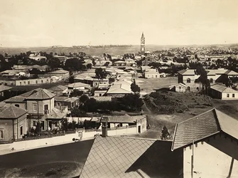 Imperiumin rakentaminen fasismin aikana: näkymä Asmarasta, 09/05/1936 (s/w-kuva).