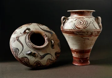 Mykeneläinen taide: keraamisia maljakoita. 1400 eaa. Agora-museo, Ateena, Kreikka