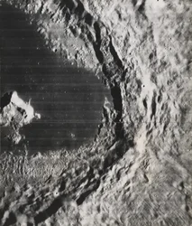 Kuun kaukainen puoli Apolunessa, 1967.