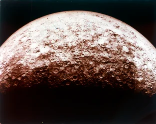 Merkurius-planeetan pinta.