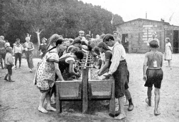 Pesu nuorten kesälomaleirillä, Saksa, 1922.