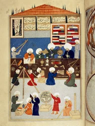 Tiede ja islam: "Kuvaus arabialaisen tiedemiehen Taqi al-Dinin (Taqi al Din tai Takiyuddin) (1526-1585) tähtitieteellisestä observatoriosta, joka rakennettiin Murad III:n aikana Istanbulissa vuonna 1577; tähtitieteilijät työskentelevät instrumenttien
