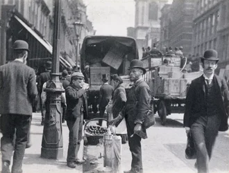 Sherbet tai vesimyyjä Cheapsidessa, 1893
