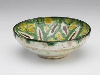 Bowl, Iran, 9.-10. vuosisata (keraaminen)
