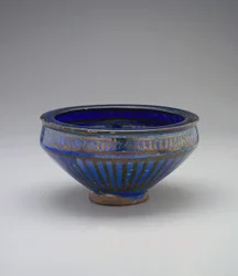 Bowl, Iran, Il-Khanid-dynastia, 1300-luvun loppu (keraaminen)