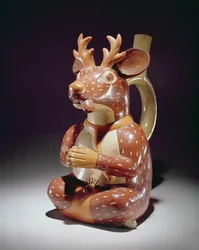 Captive Deer-manin keramiikkaastia, Mochica (keramiikka)