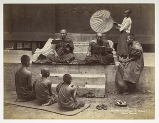 Burman papit (Poongees), Views of Burma