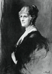 Nina Bowes-Lyon, Strathmoren ja Kinghornen kreivitär, 1937.