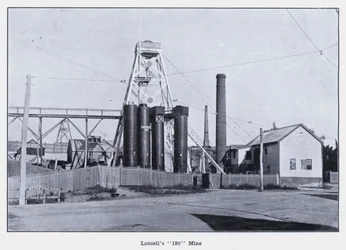 Lansellin "180" Mine (m/w kuva)