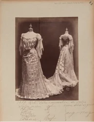 Albumisivu: House of Worth, Ball Gown