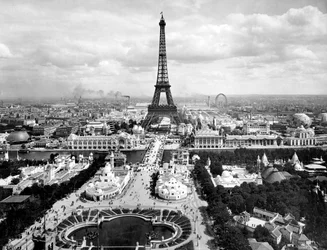 Näkymä Champs de Marsille ja Eiffel-tornille, Pariisin maailmannäyttely