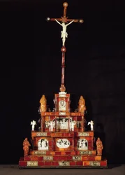 Kannettava alttari, Michael Redlinin työpaja, Gdansk (puu, meripihka ja norsunluu)